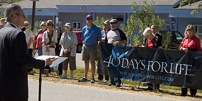 (Miscellany/Deirdre C. Mays) David Bereit, the national director of 40 Days for Life, delivers a speech Oct. 22 in front of the Charleston Women’s Medical Center to buoy the local movement.